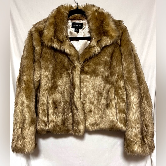 NWOT Something Navy Faux Fur Short Jacket Coat Fall Winter Luxurious SOFT - Picture 2 of 10